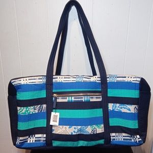 🎉HP🎉Vera Bradley Lg Microfiber Duffel Santiago Stripes